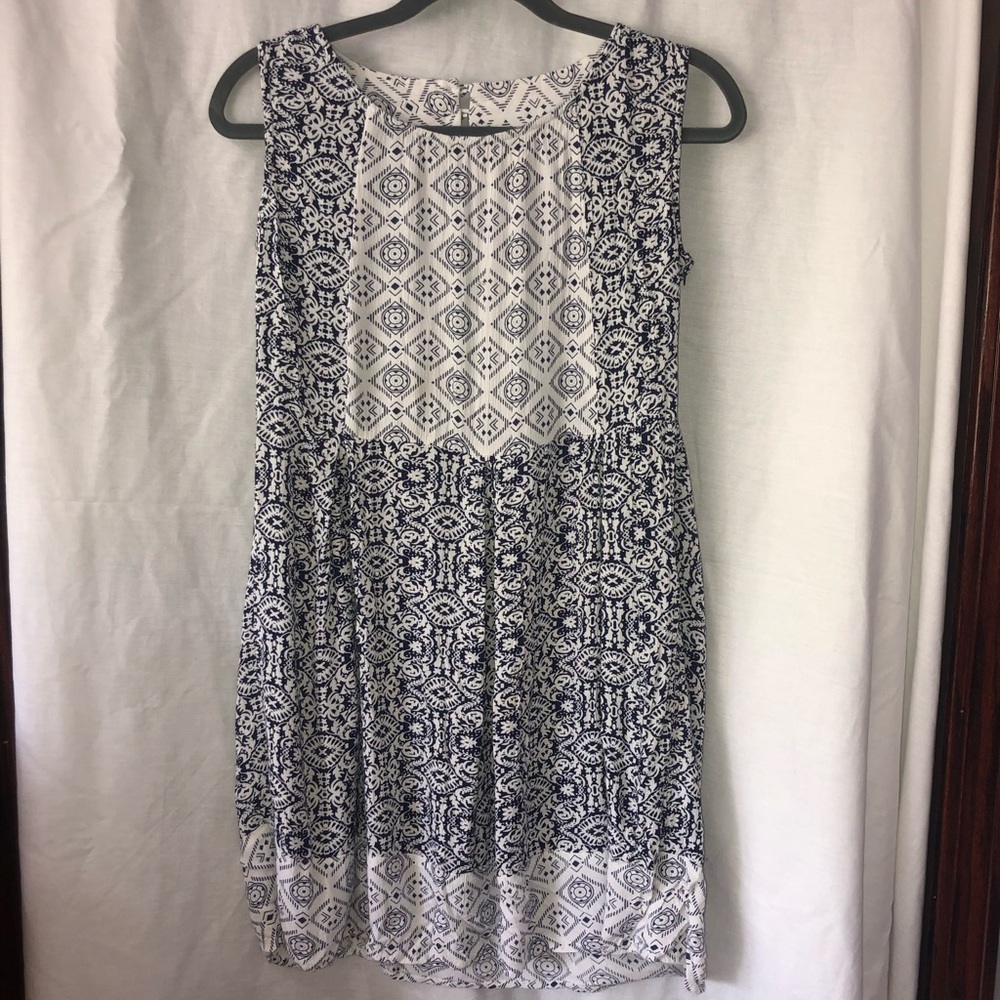 Super cute summer dress!